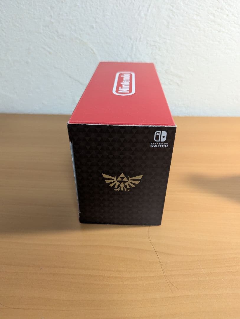 【美品】Switch Lite ゴールド本体 ゼルダの伝説 ハイラルED