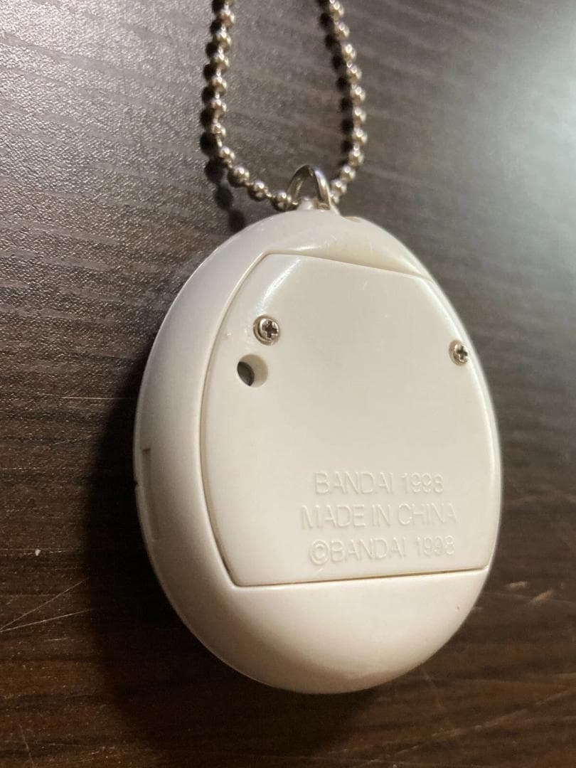 【動作確認済】バンダイ　たまごっち　サンタクロっち　ホワイト