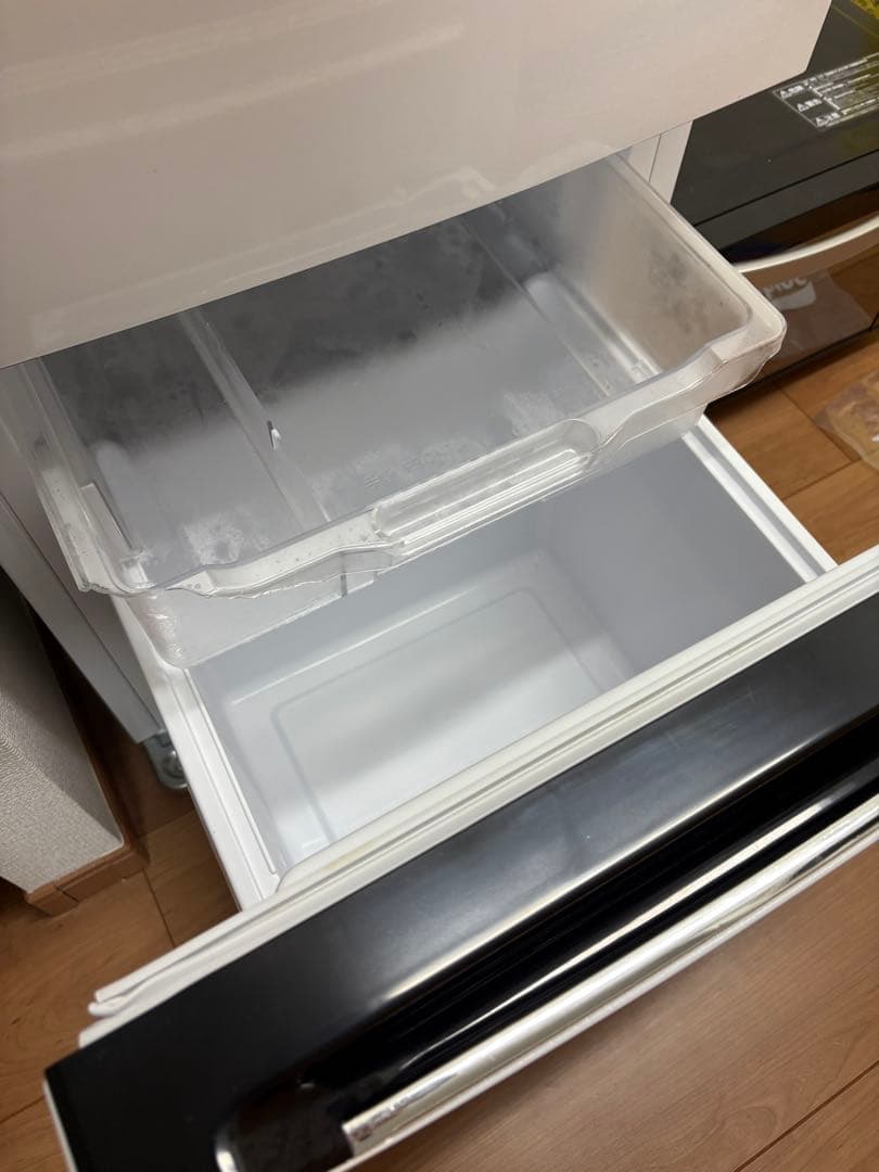 ハイセンス 冷蔵庫 パールホワイト HR-D15C 2ドア 右開き 自動霜取り