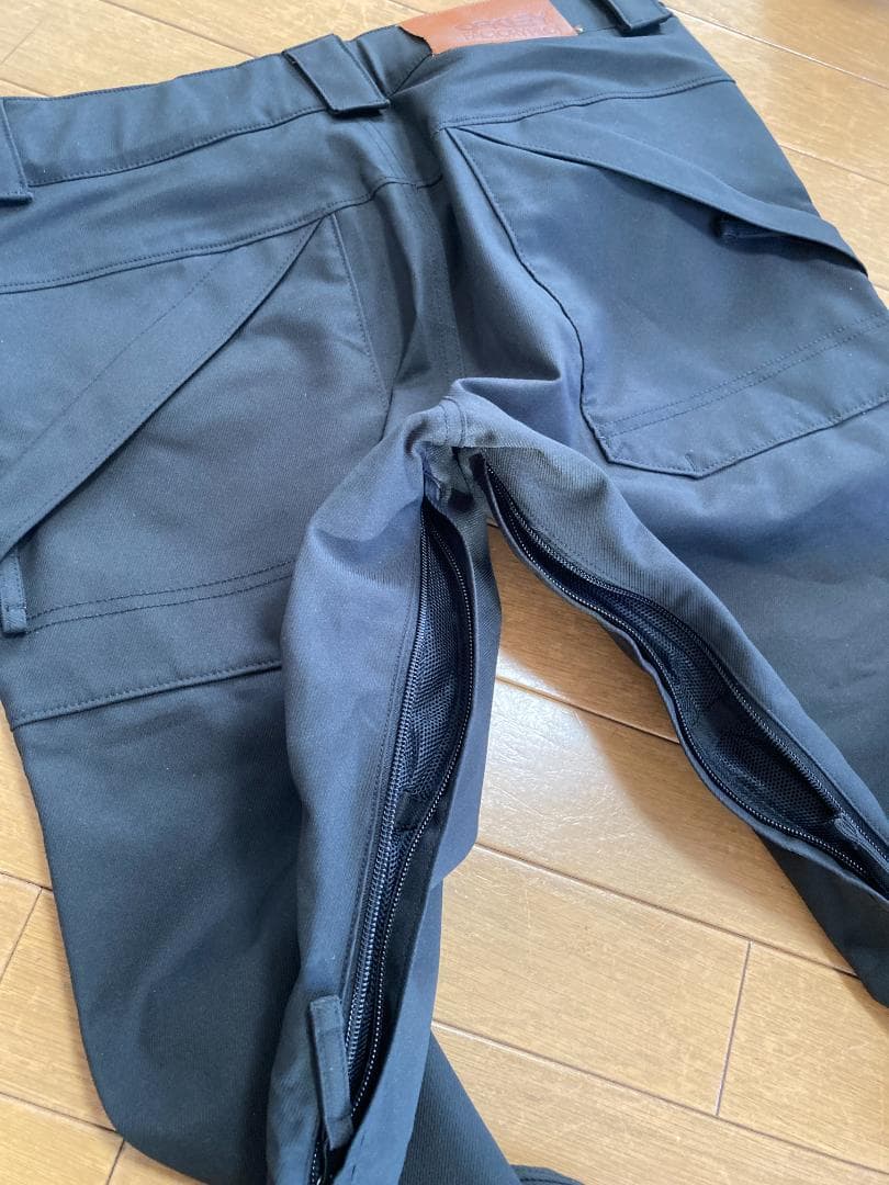 OAKLEY FACTORY PILOTスノーボードウェア SLIMFIT 美品