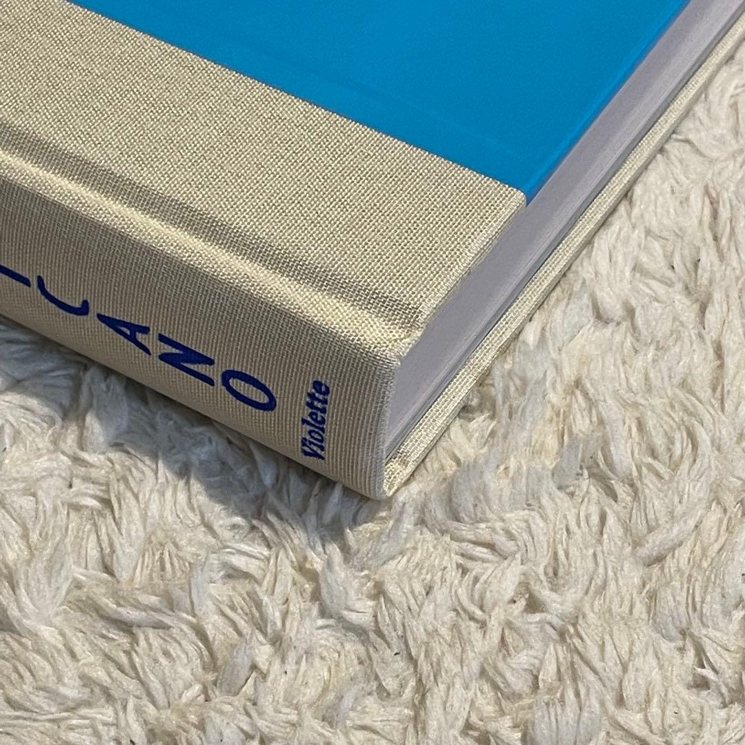 アート・デザイン・音楽 EatingatHotelIlPellicano/Juergen Teller