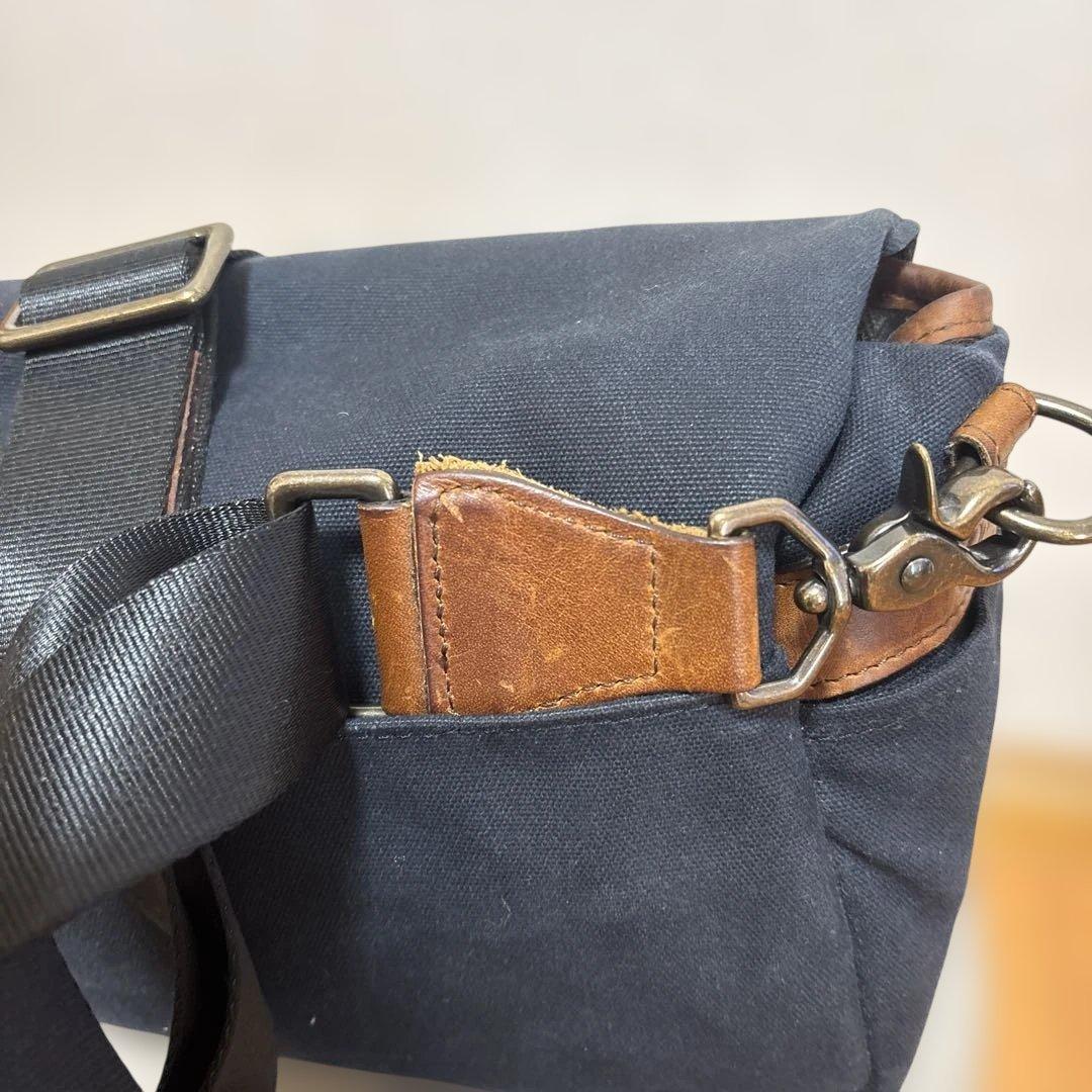 ONA カメラバッグ