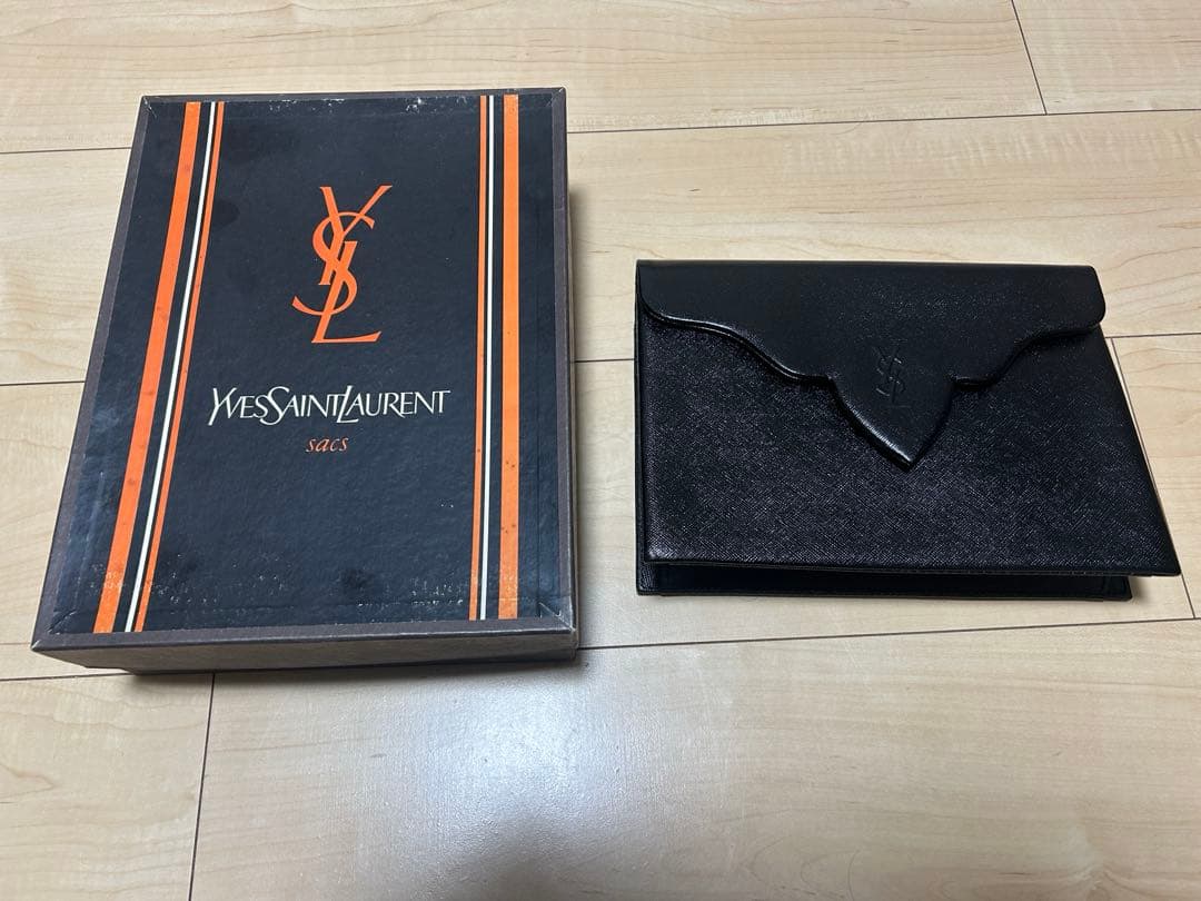 U*I様 【ビンテージ希少】イヴサンローラン　クラッチバッグ　セカンドバッグ　Y