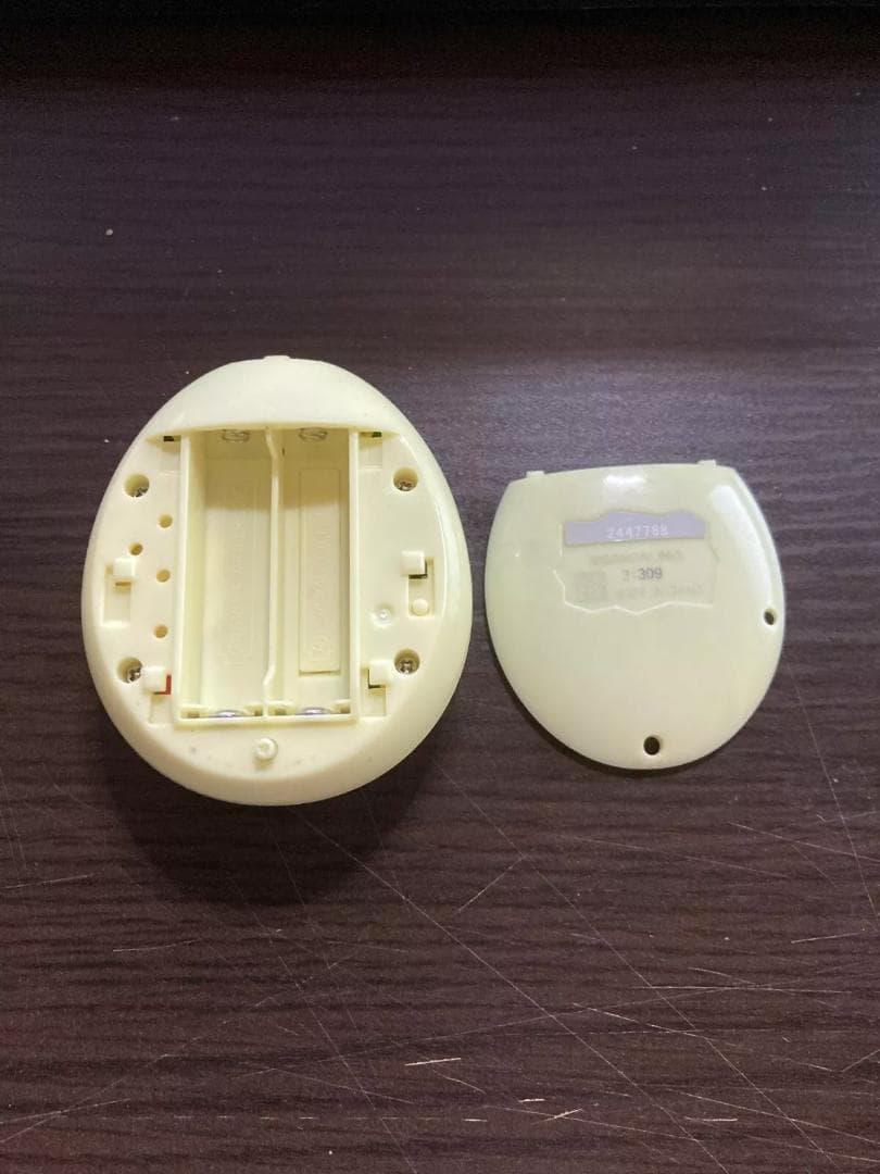 【動作確認済】バンダイ　たまごっちみーつ　メルヘン　イエロー　SH60