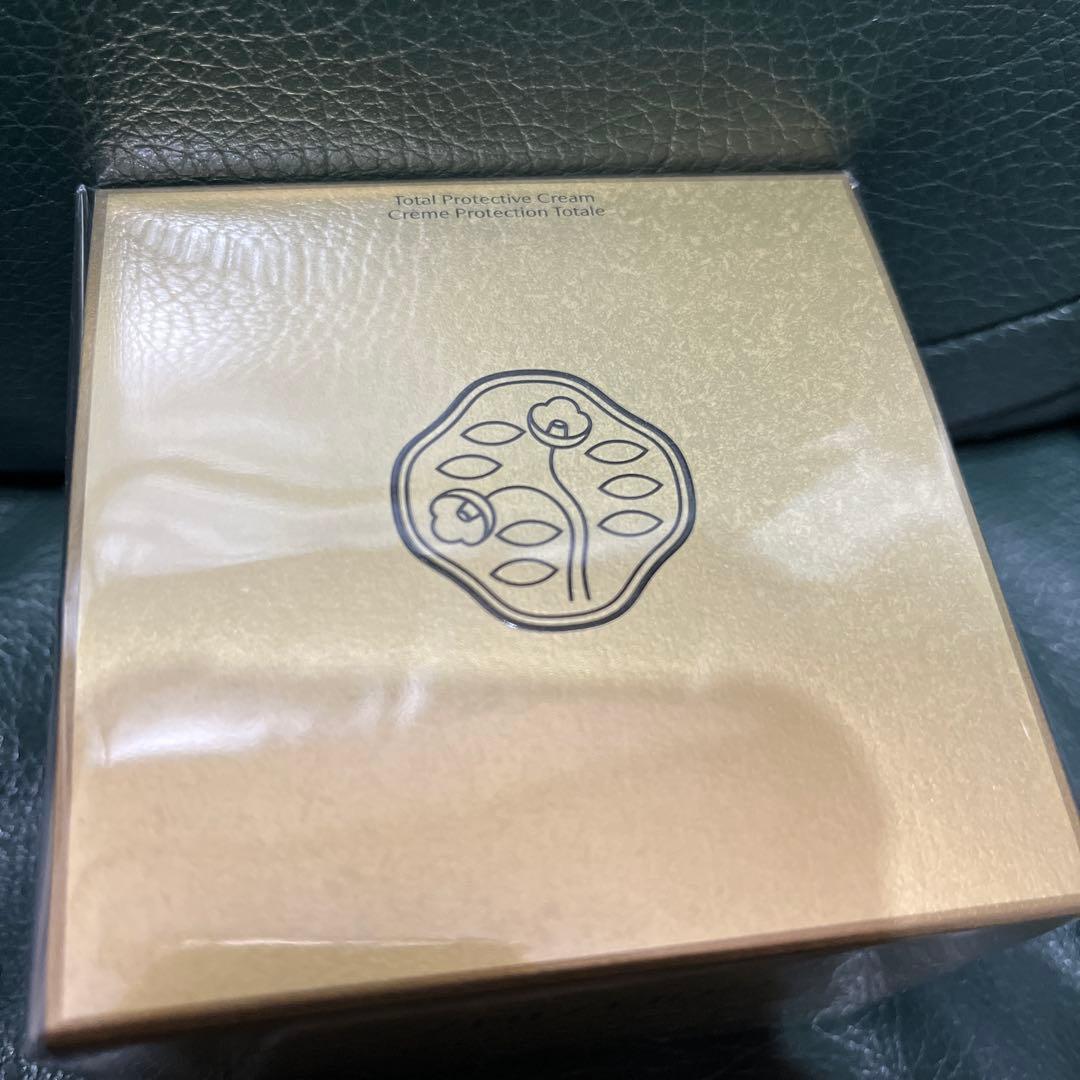 フューチャーソリューションLX トータルプロテクティブクリームe