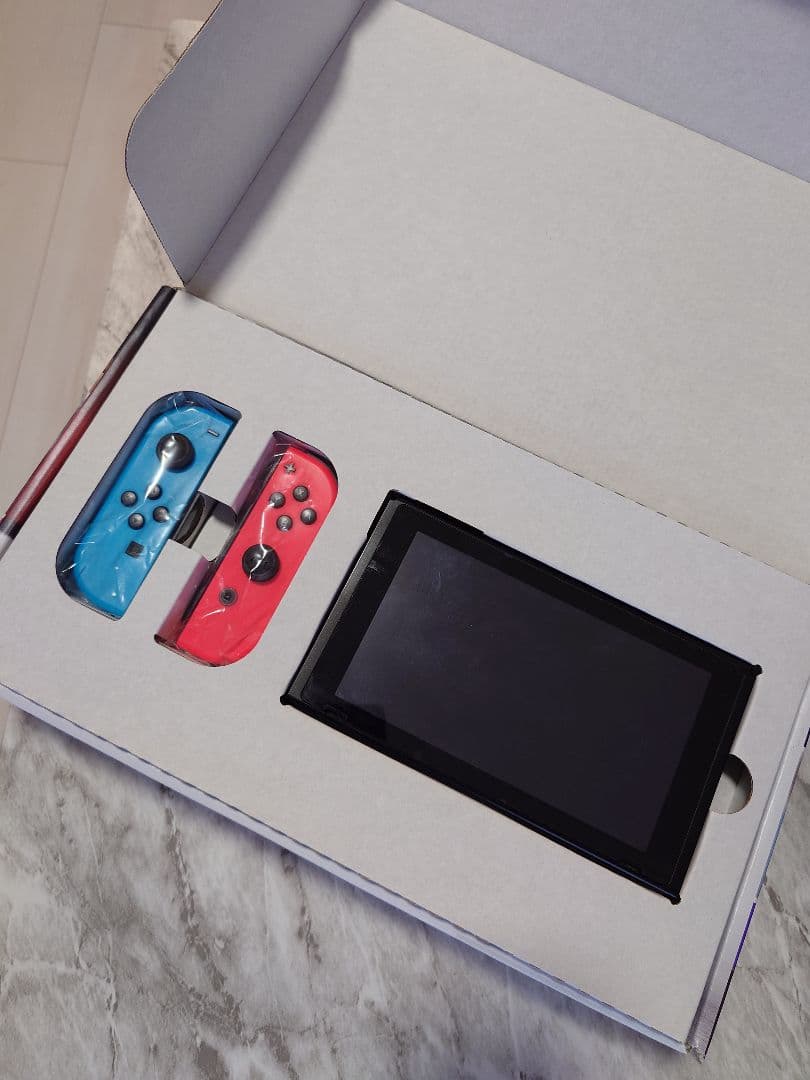 【ジャンク品】Nintendo Switch 本体 赤と青のJoy-Con