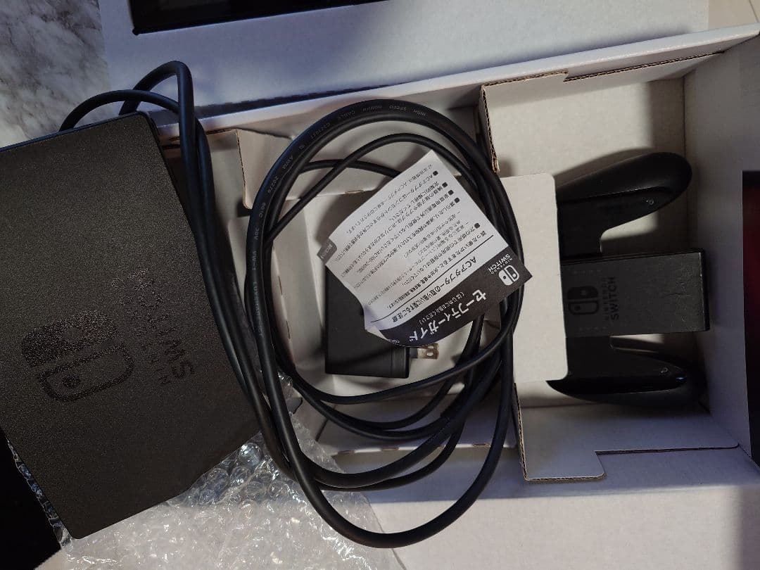 【ジャンク品】Nintendo Switch 本体 赤と青のJoy-Con