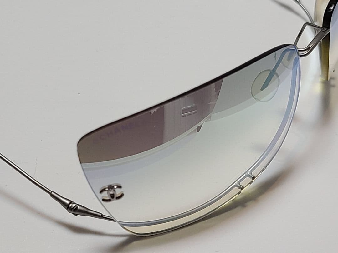 CHANEL パール？付 サングラス