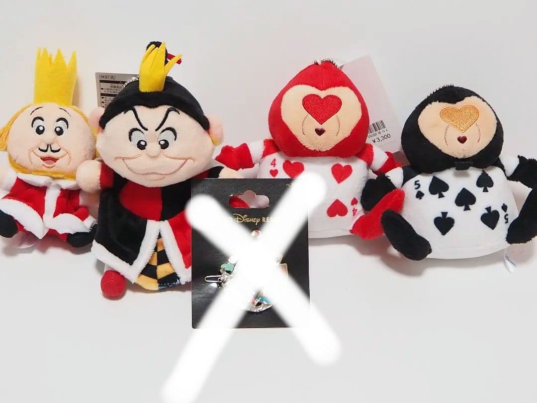 不思議の国のアリス　女王　トランプ兵　ぬいぐるみ　キーホルダー