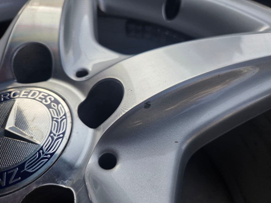 【美品】W218 ベンツ スタッドレスタイヤ・ホイールセット CLS