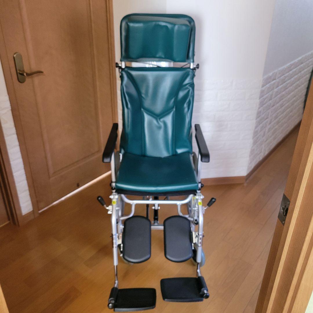 カワムラ　介助用車椅子 グリーン