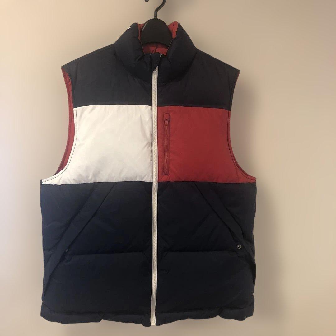   リバーシブルダウンベスト
