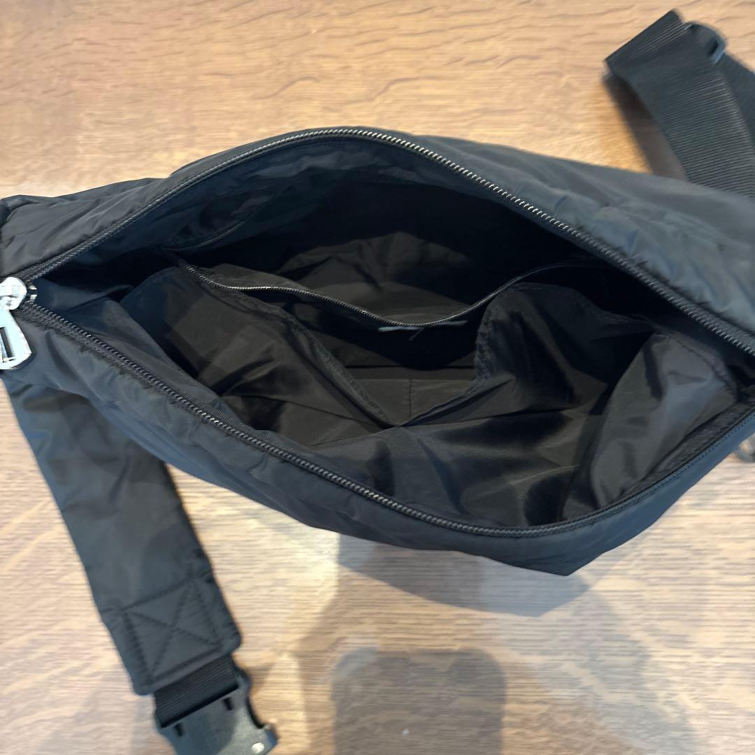 クレストショルダーバッグ HOLIDAY BAG ホリデーバッグ　clesste