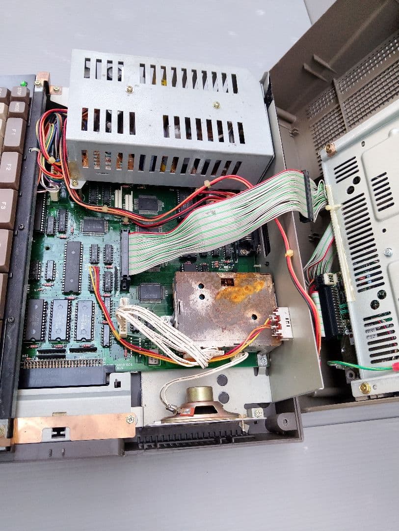 PC-6601 本体 パソコン NEC レトロ ゲーム(あ61)