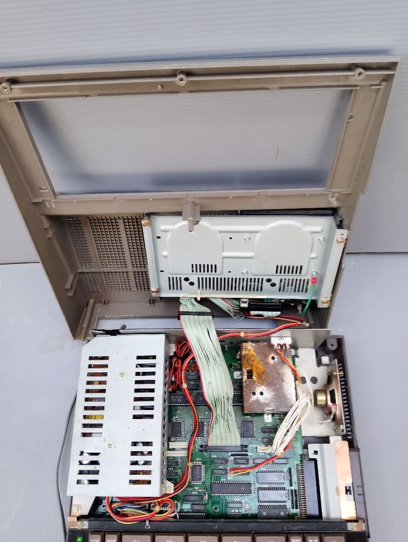 PC-6601 本体 パソコン NEC レトロ ゲーム(あ61)