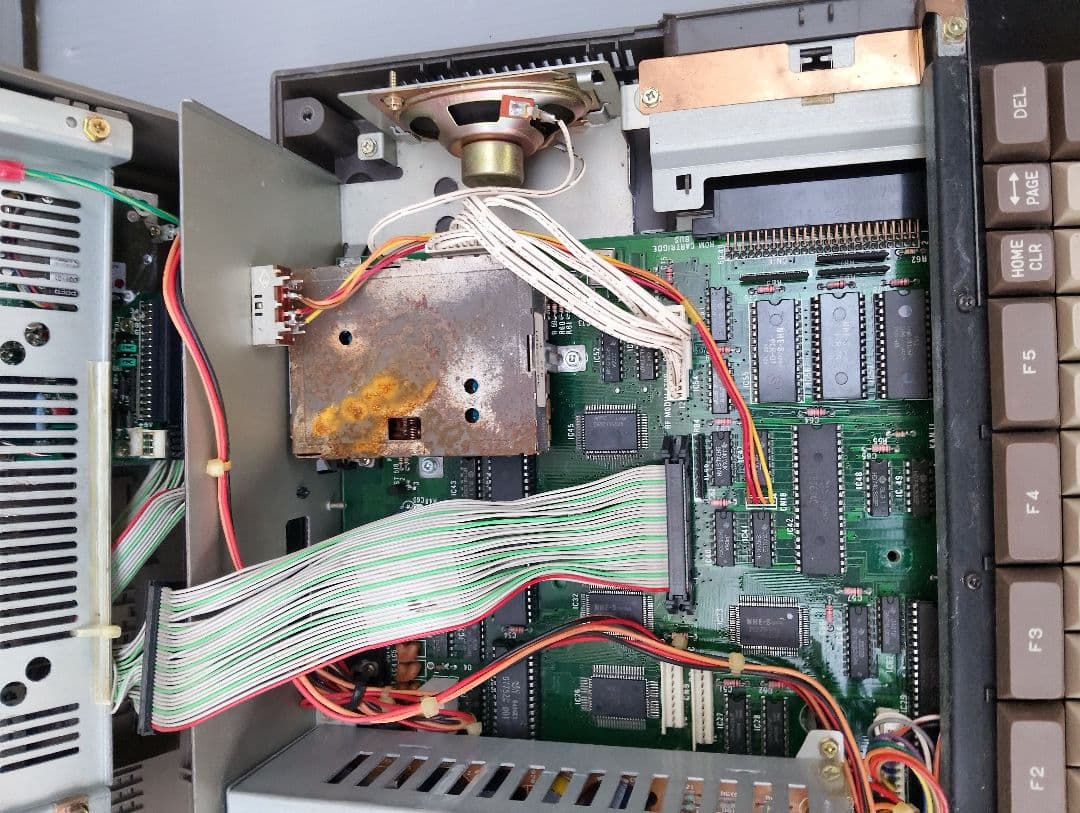 PC-6601 本体 パソコン NEC レトロ ゲーム(あ61)