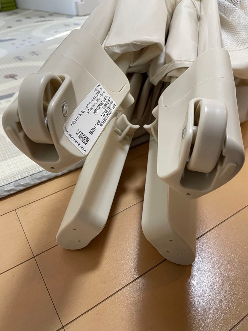 【アップリカ】ベビーベッド　ココネルエアープラス　ベージュ