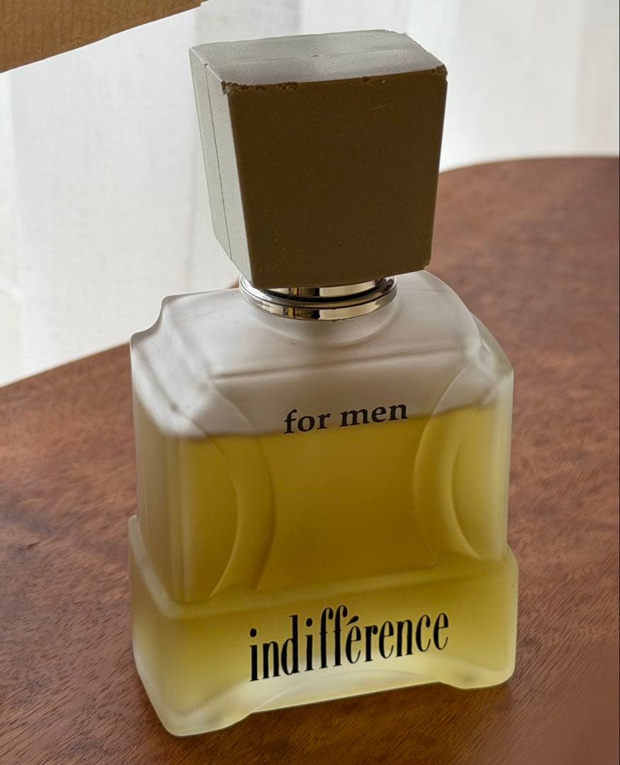 パヌージュ　インディファレンス　panouge indifference 香水