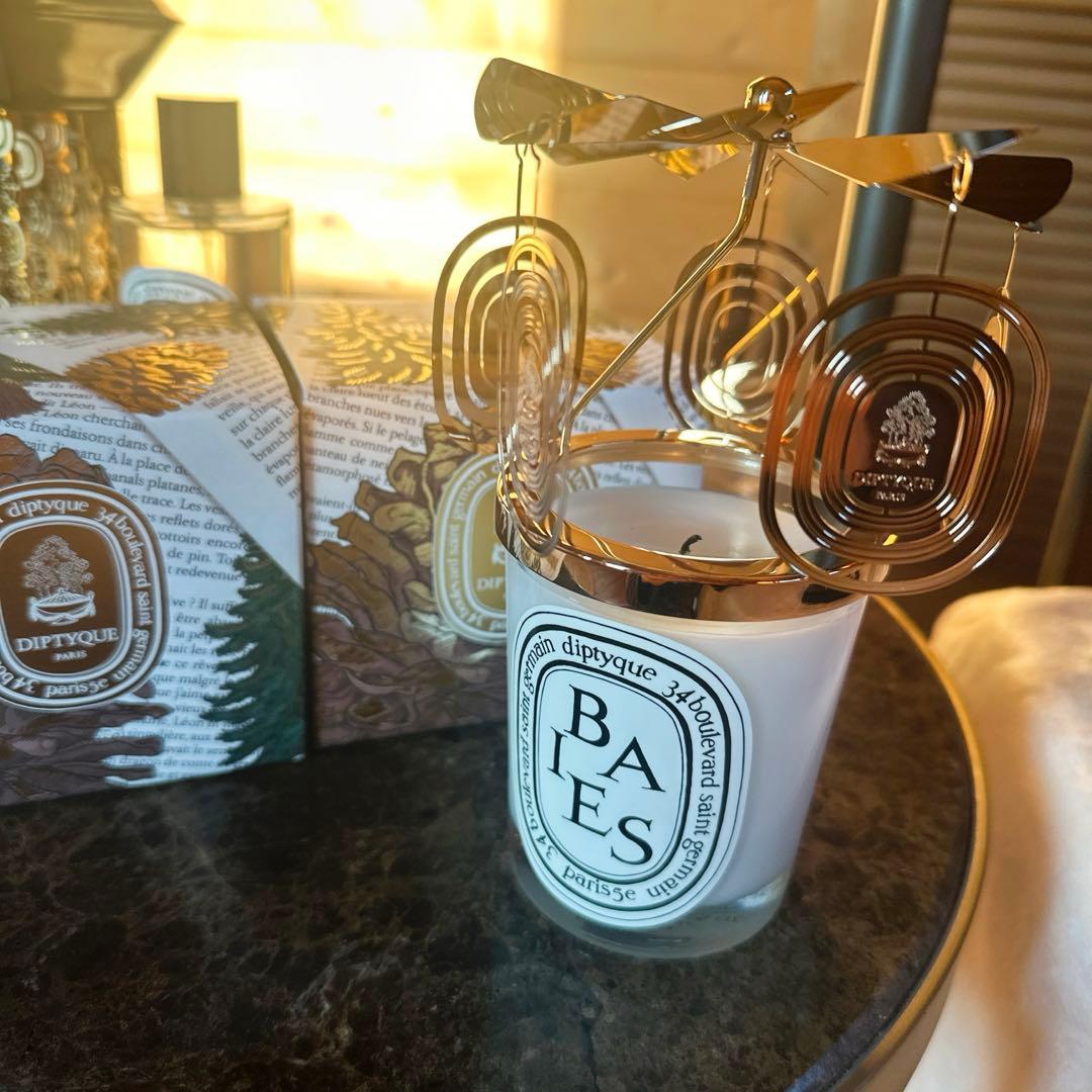 Diptyque ディプティック限定カルーセル