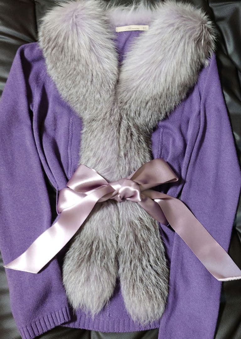 ブルマリン☆紫色リアルファー付きカーディガン