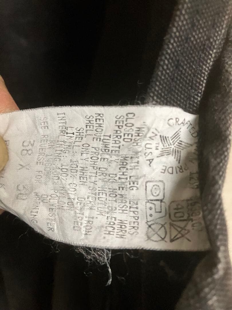 アメリカ製カーハートダブルニーオーバーオール