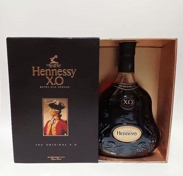 Hennessy XO エクストラオールドコニャック 700ml ギフトボックス