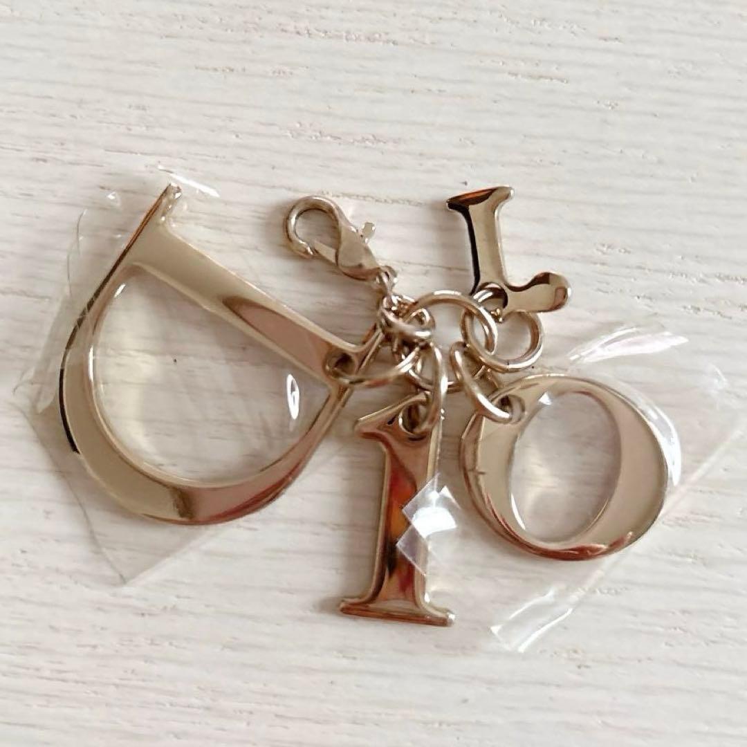 Dior チャーム 未使用 ディオール