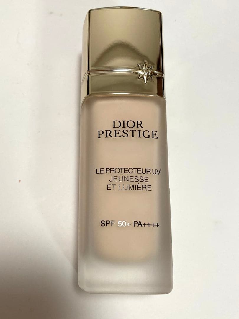 Dior プレステージホワイト　ルプロテクターUV ルミエール　シアーグロー