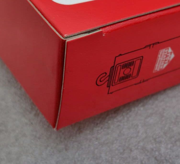 【未開封】ディズニーランド　トイ・ステーション　トミカ　レッドカラーセット