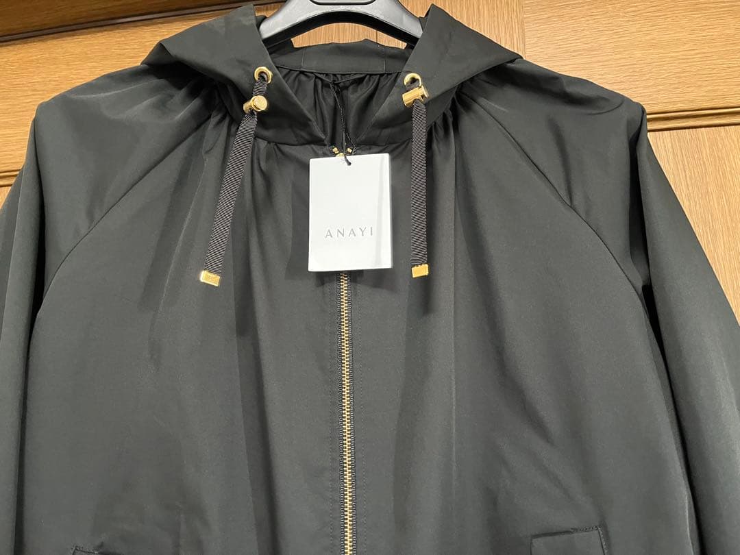 あっこちゃん　新品☆ ANAYI タフタフードブルゾン
