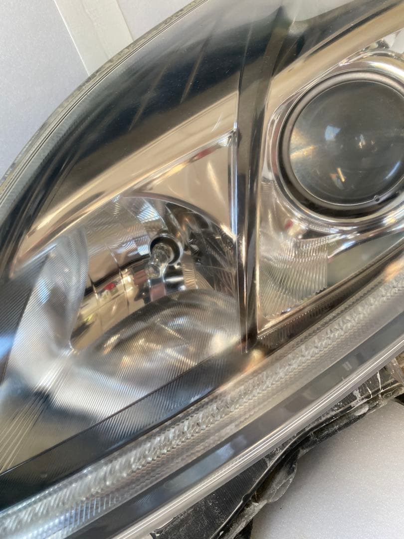 プリウス 30系 前期 純正HID ヘッドライト 左右セット