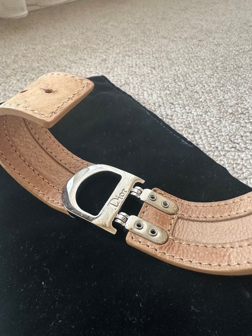 【希少】Dior ベージュ レザーバングル