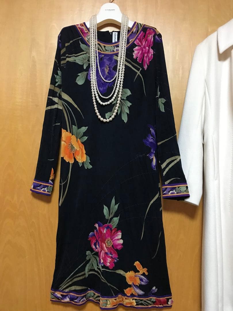 レオナール愛のはじまりロングワンピース＆黄昏アイボリーコート2点セット