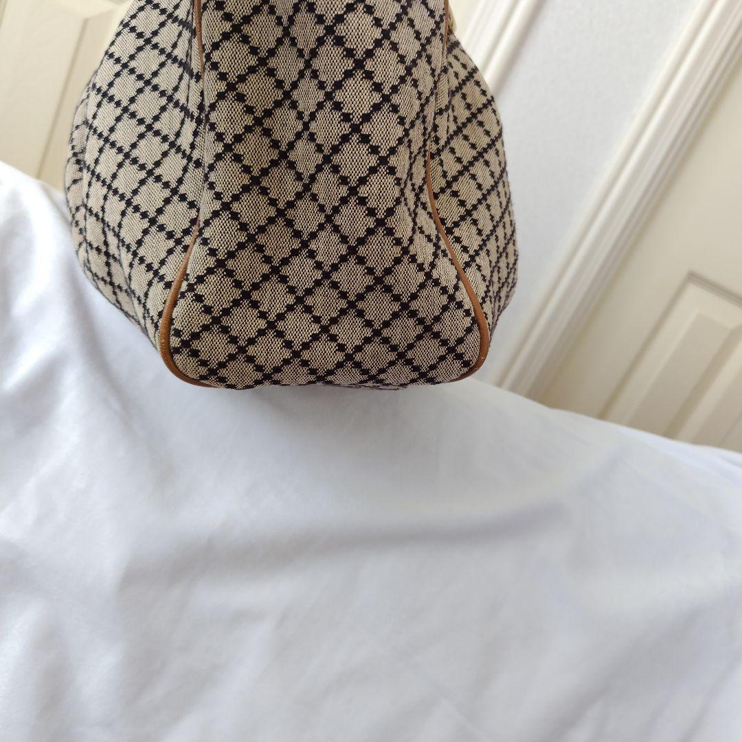 【本日2/8限定値下げ】GUCCI ダイヤモンドパターン ハンドバッグ