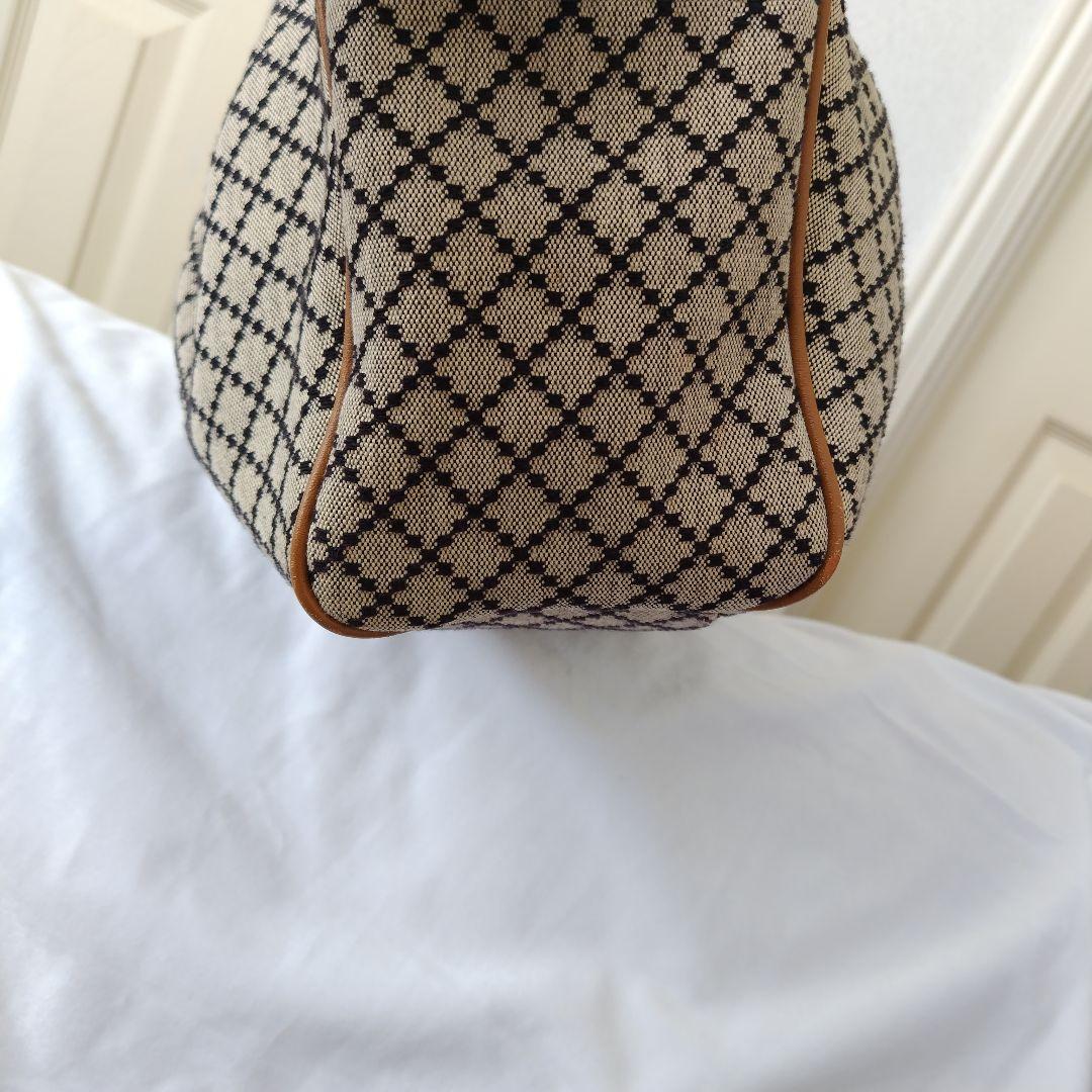 【本日2/8限定値下げ】GUCCI ダイヤモンドパターン ハンドバッグ