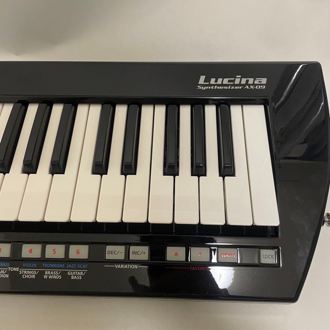 動作品Roland 37鍵 ショルキー Lucina AX-09 シンセサイザー
