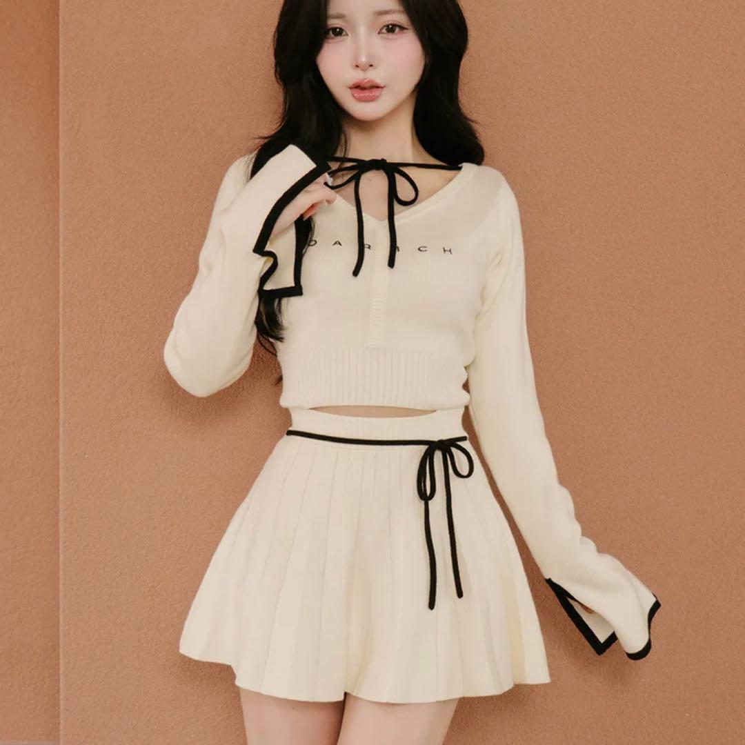 専用 Darich ウエストオープンリボンデザインニットミニワンピース