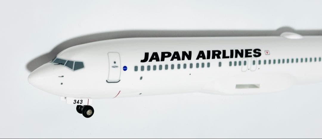 JALUX 1/130 B737-800 日本航空