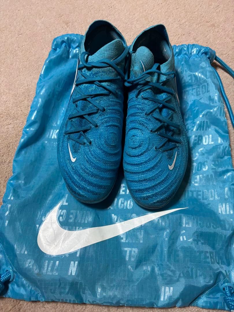 廃盤モデル‼️早いもの勝ち‼️サッカースパイクファントムGX 2エリートAG-PRO