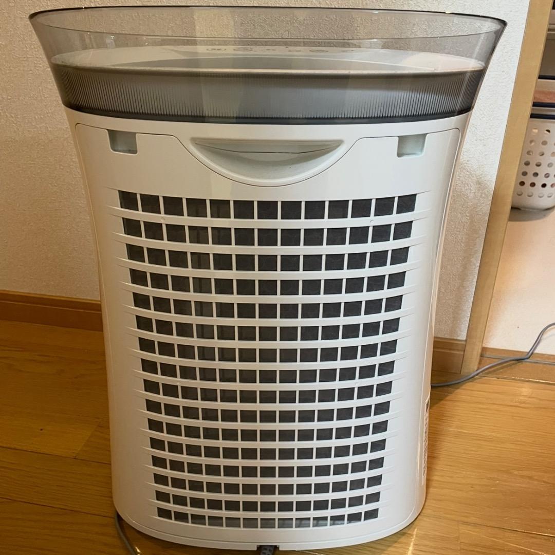 SHARP　薄型空気清浄機