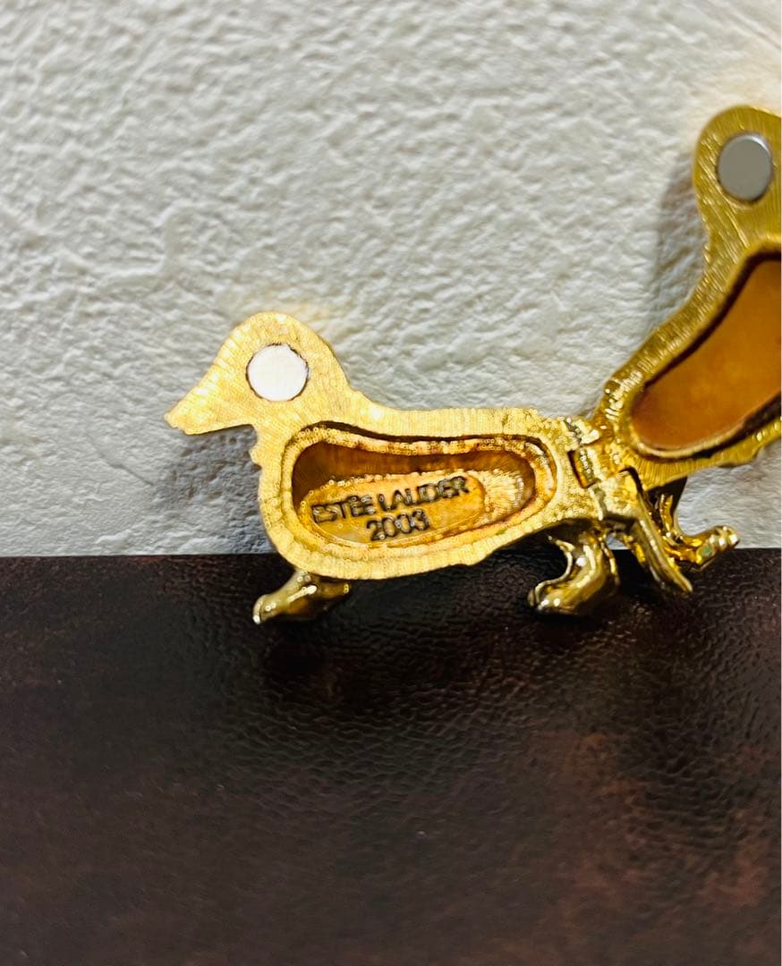 エスティローダー 練香水 イントゥイション ダックスフンド