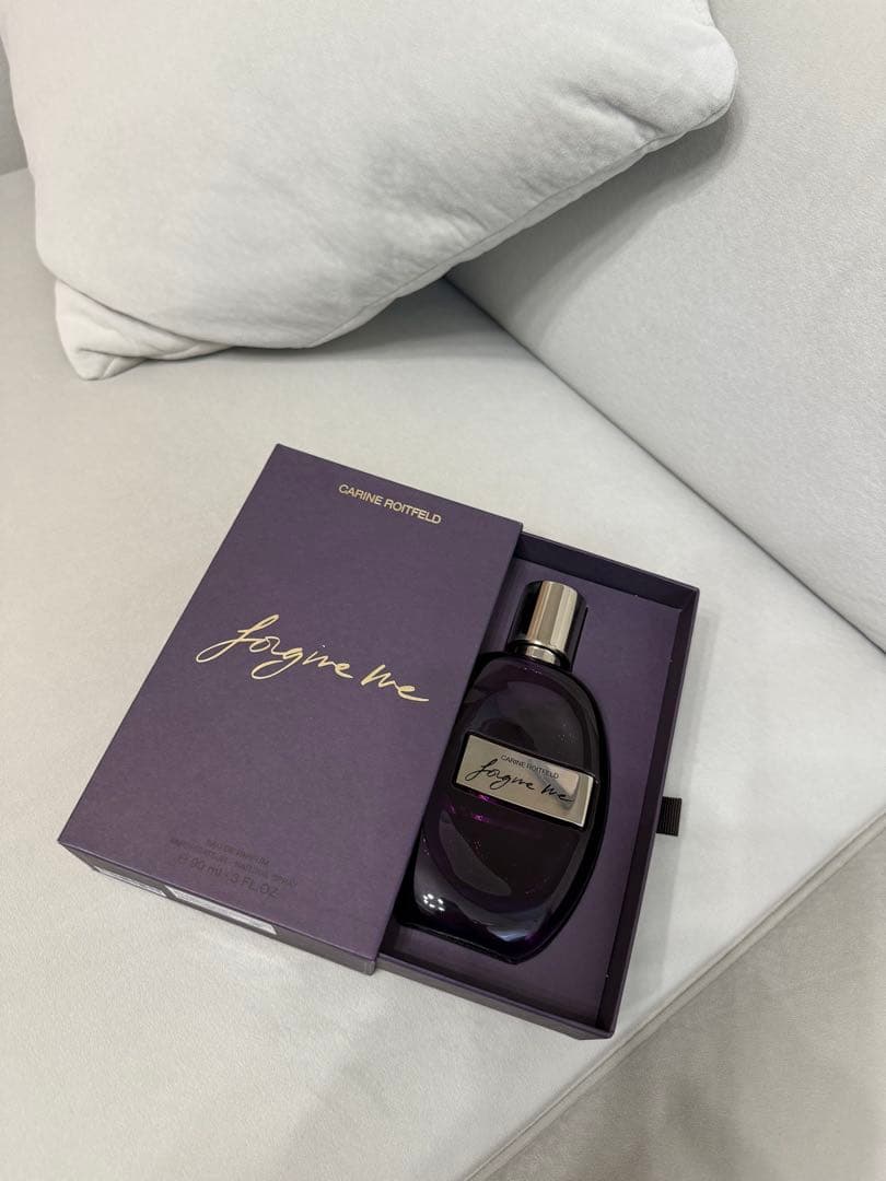 CARINE ROITFELD forgive me 香水