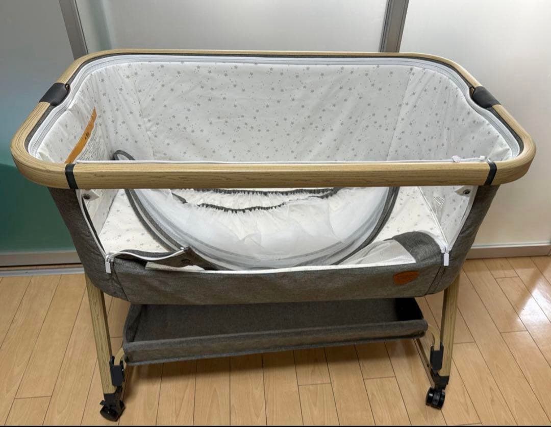 Maydolly（メイドリ） ベビーベッド (キャスター付き)