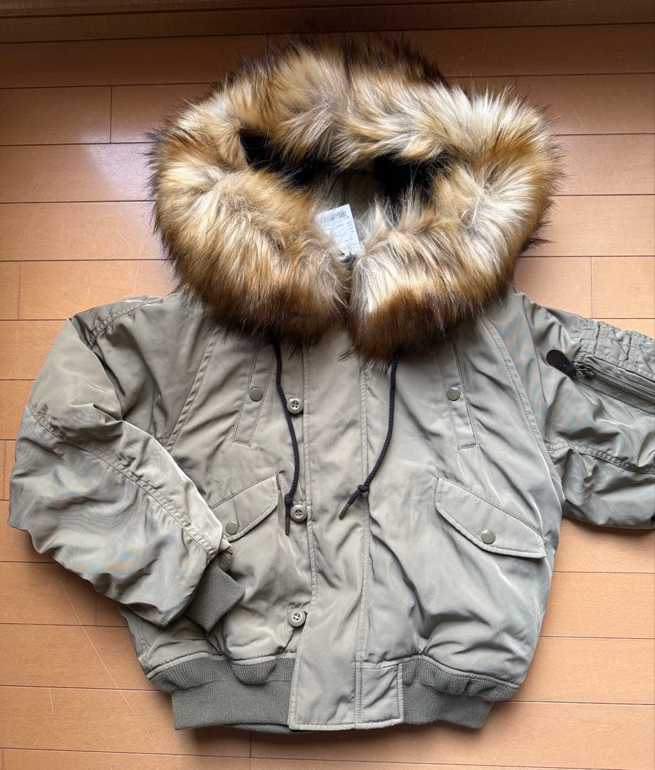 moussy 新品タグ付きN2Bカーキー