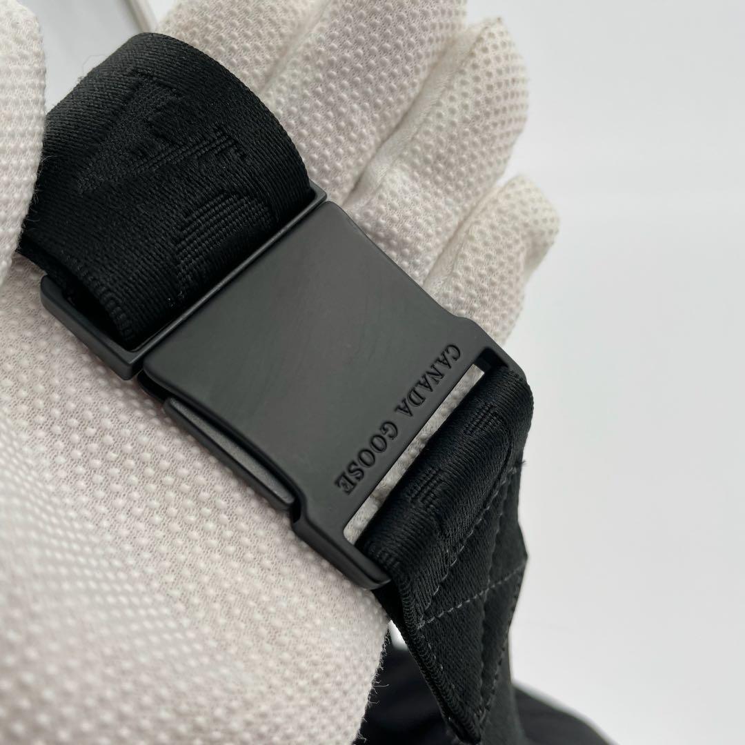 T*T様 【極美品】  カナダグース ミニウエストパック