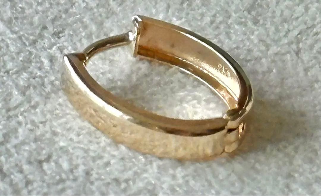 みー様　K14刻印あり 上品フープピアス片耳用14金