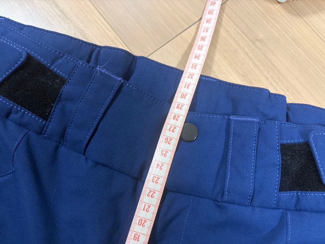 ★送料無料・超美品★お洒落　ゴールドウィン　スノーパンツ　スノーボード　スキー