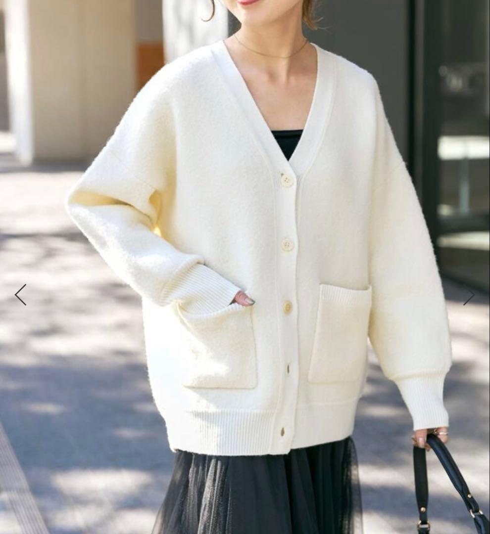 新品　Spick & Span ブークレダブルフェイスカーディガン　ホワイト　白