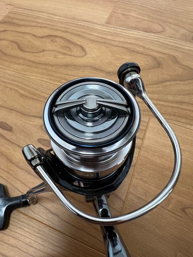 リール DAIWA 18EXIST LT2500