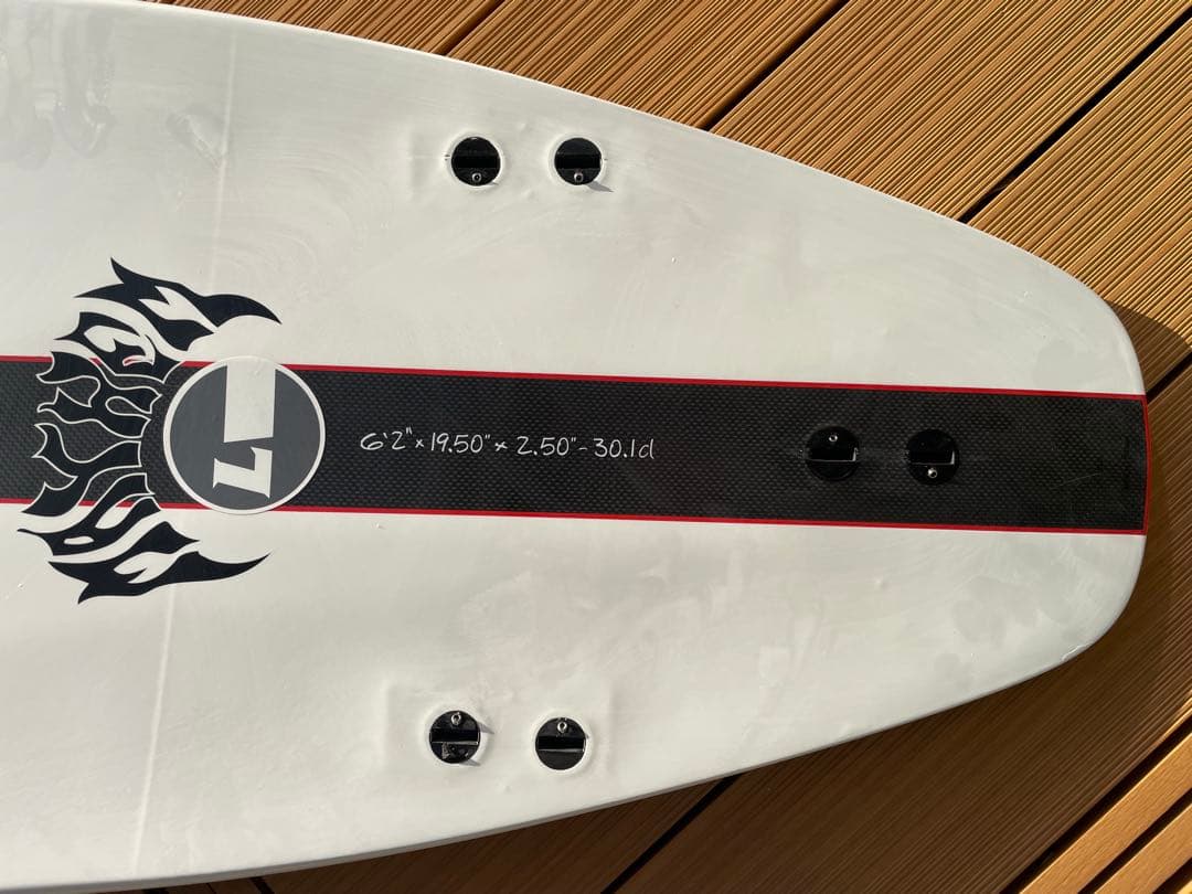 Placebo プレセボ・スノーチャー 6’2-30.1cl メイヘム・ロスト